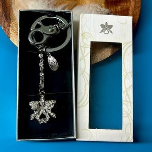 🖤Halekulani resort Waikiki Orchid logo keychain